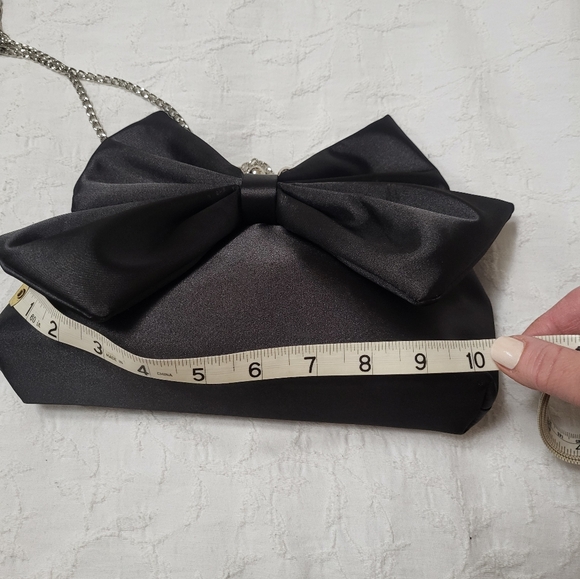 Isaac Mizrahi Black Bow Clutch Wristlet - Picture 7 of 10
